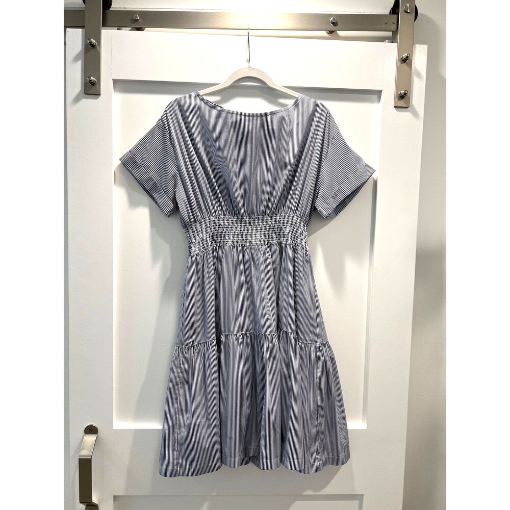 NWT Vineyard Vines Smocked Waist Fit & Flare Dress Size S Blue Striped Lined